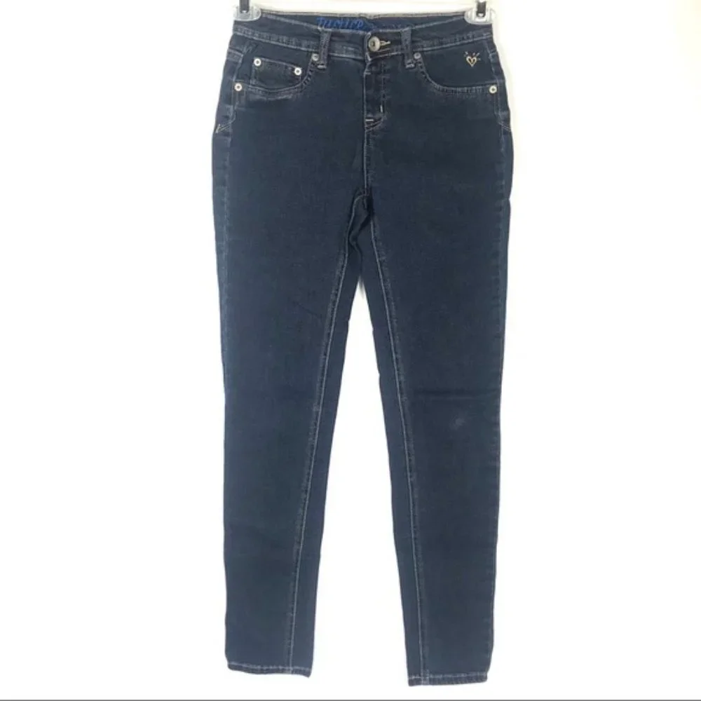 Justice Girls pull on jeans